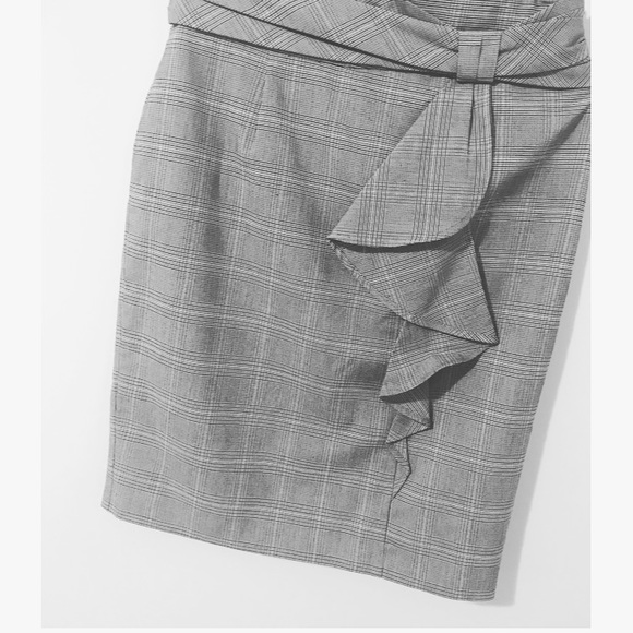 Worthington Dresses & Skirts - Feminine Gray Business Skirt